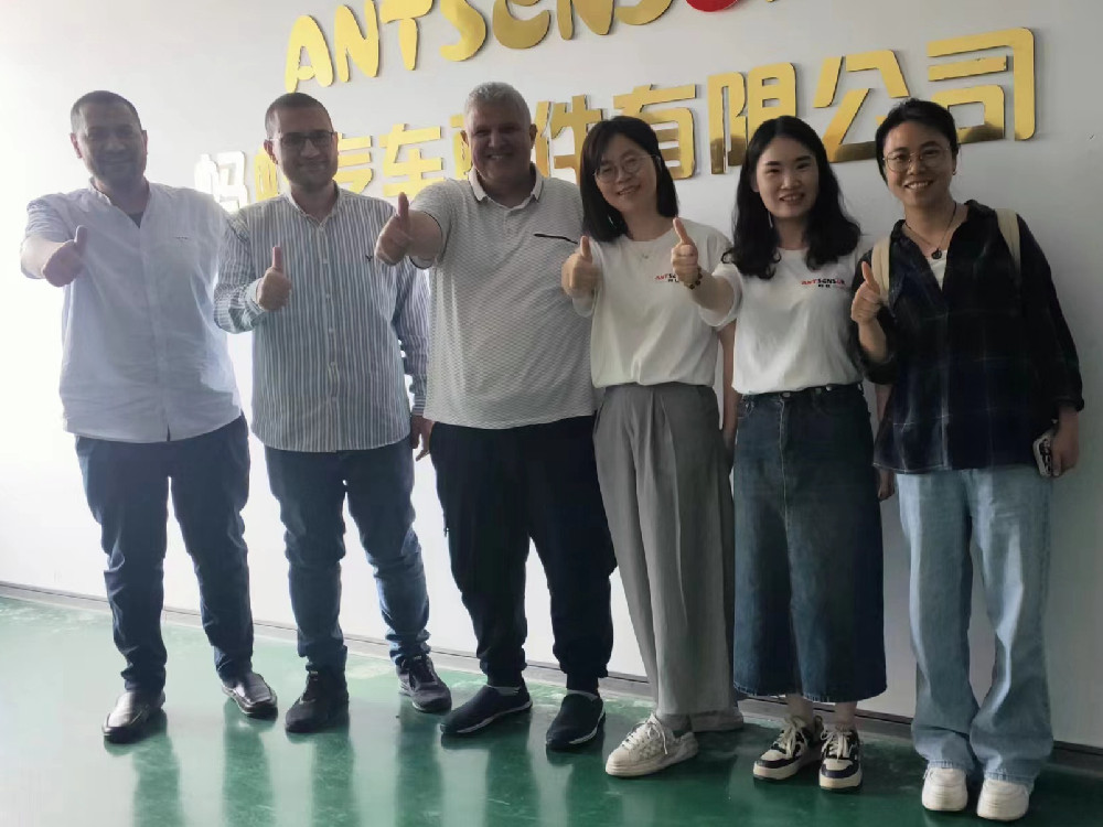 Company News---Welcome customers from Egypt to visit our company